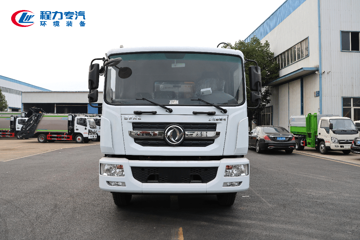 東風(fēng)多利卡D9壓縮垃圾車