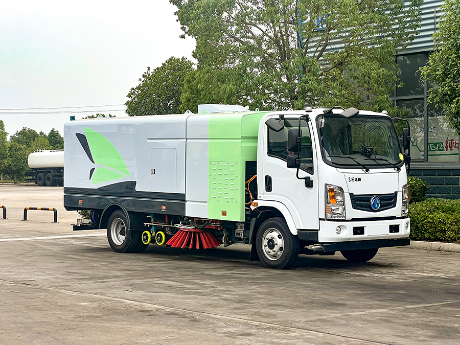 東風(fēng)華神純電動(dòng)洗掃車