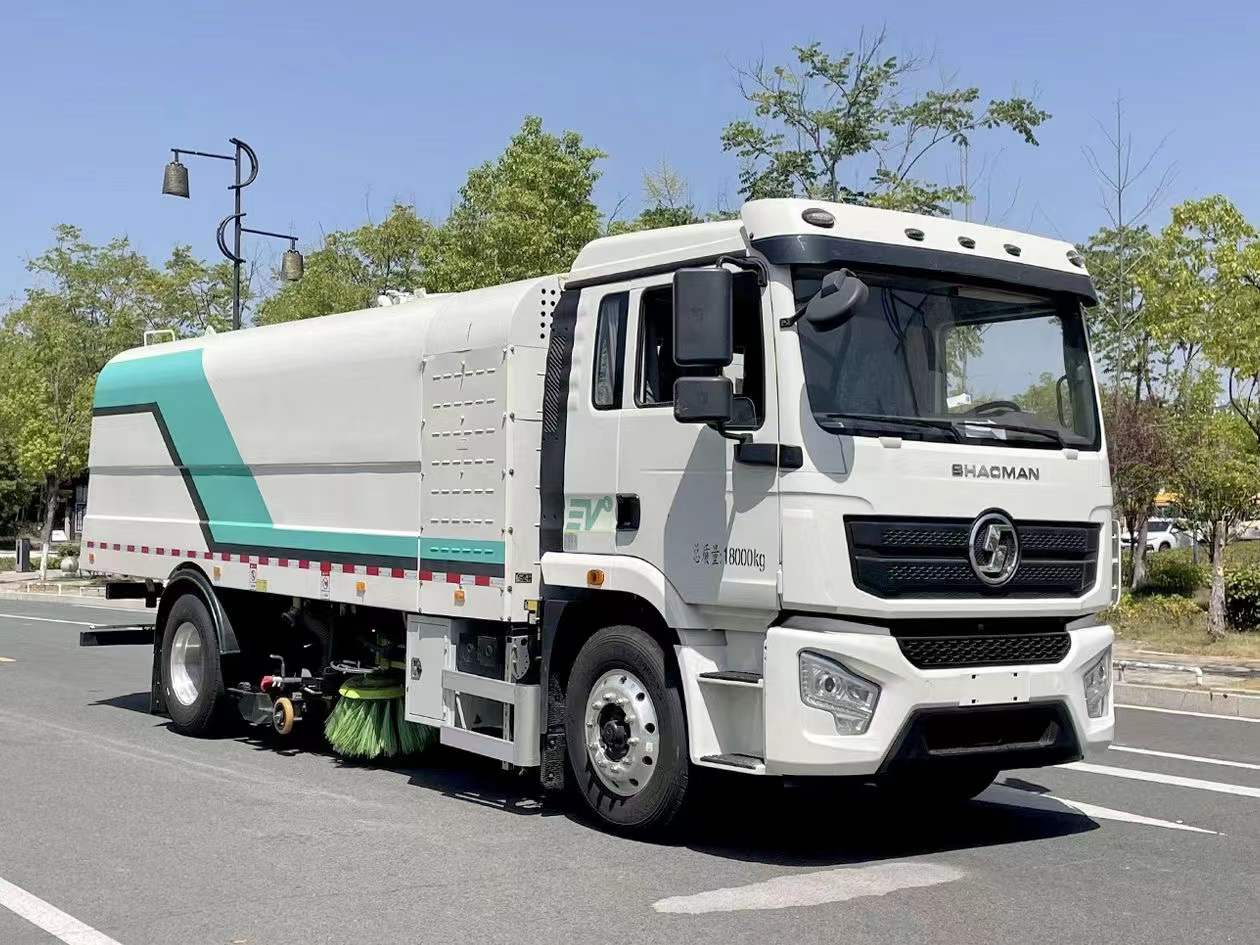 陜汽德龍純電動洗掃車