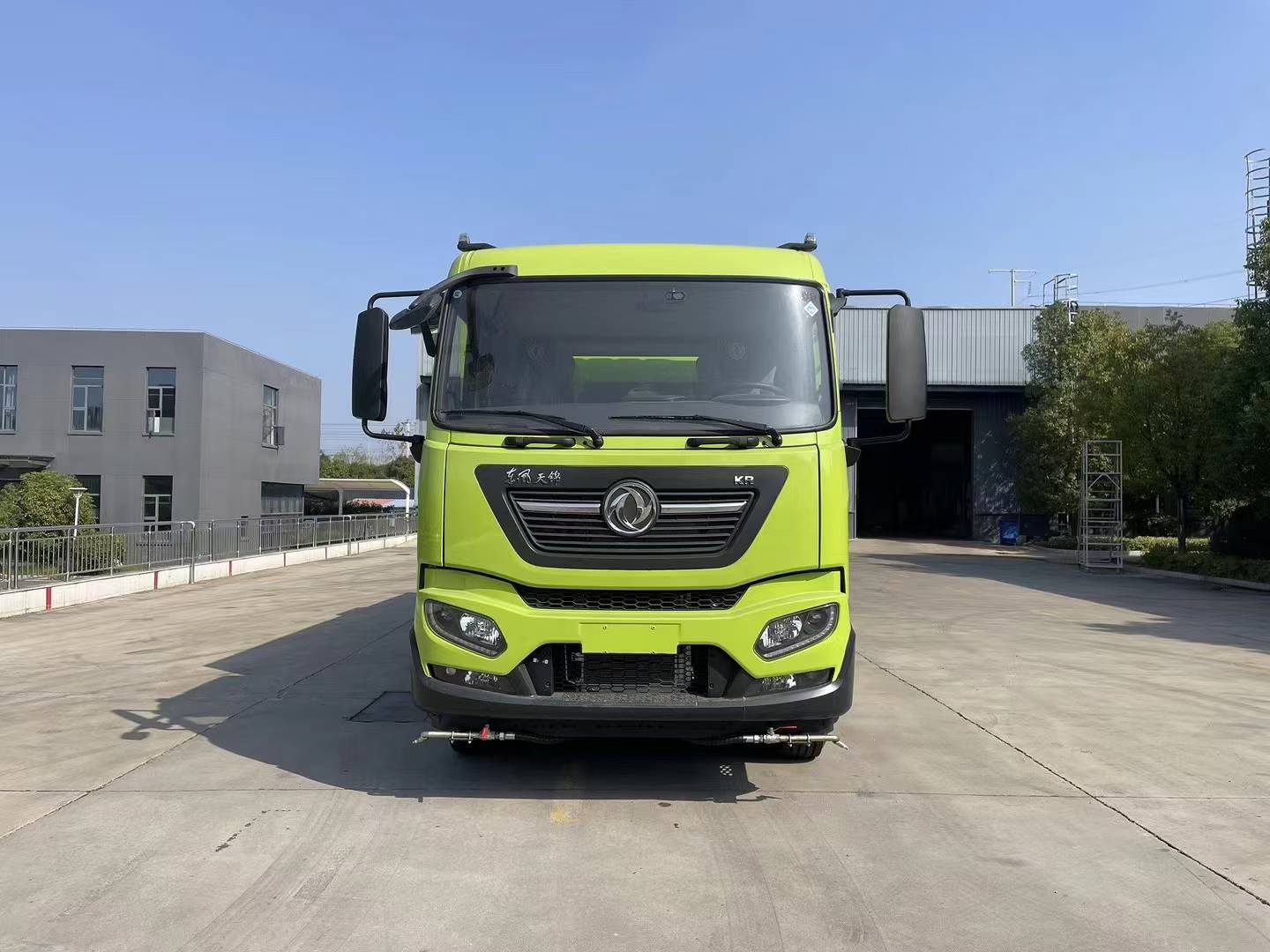 東風(fēng)天錦18T純電動(dòng)重污染四季清掃車