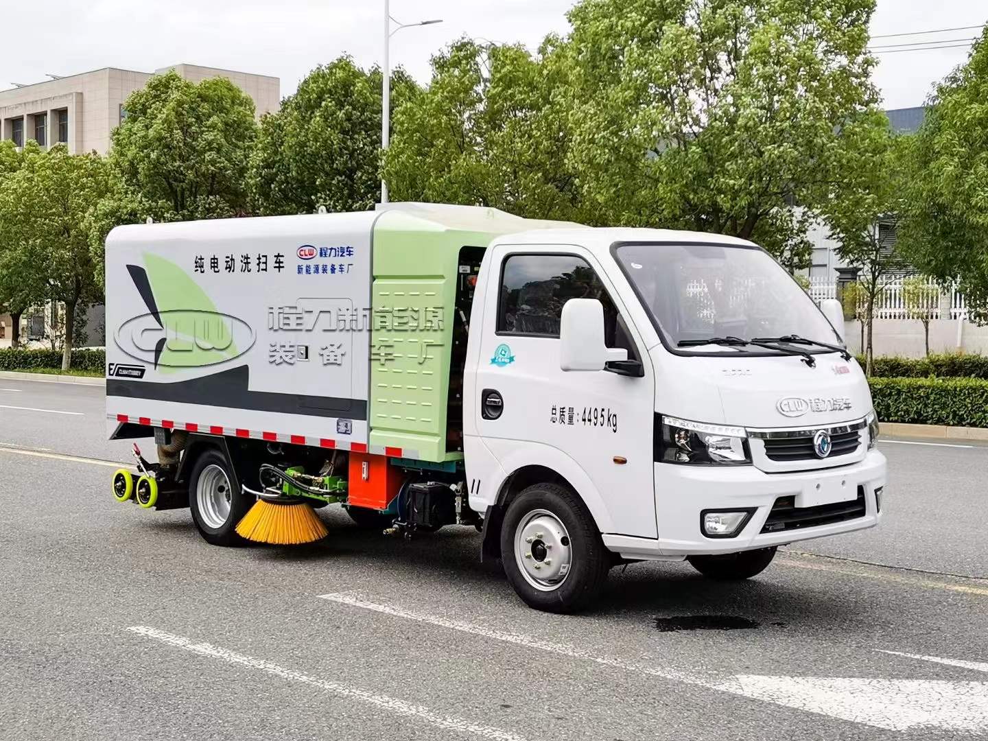 東風(fēng)途逸純電動(dòng)洗掃車(chē)